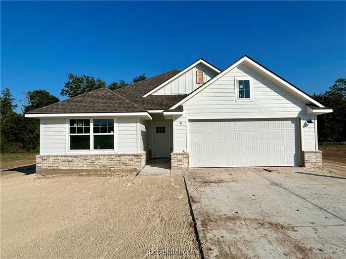 photo 1: 1813 Rubicon Court, Caldwell TX 77836