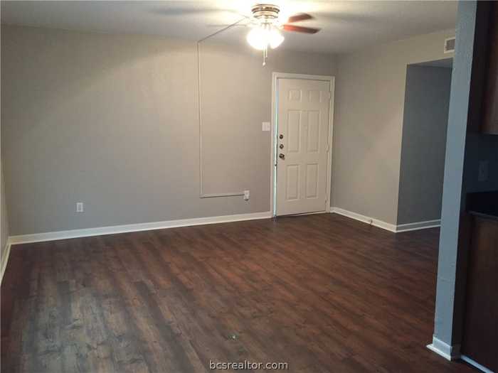 photo 2: 806 Oran Circle, Bryan TX 77801