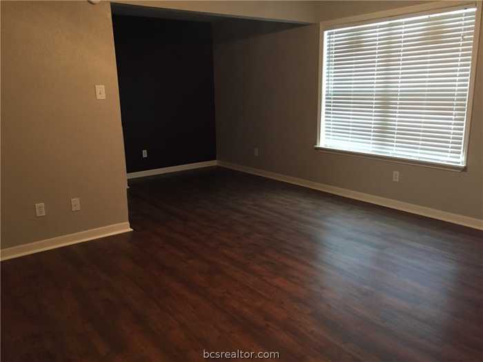 photo 7: 806 Oran Circle, Bryan TX 77801