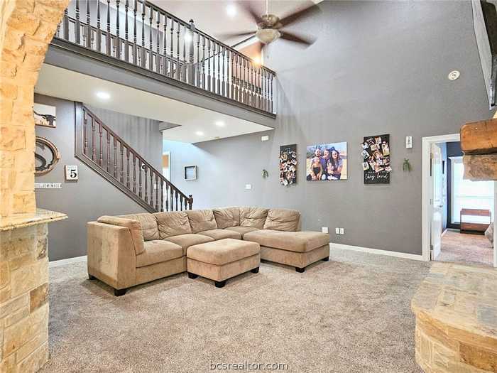 photo 2: 2912 Ascot Court, Bryan TX 77808