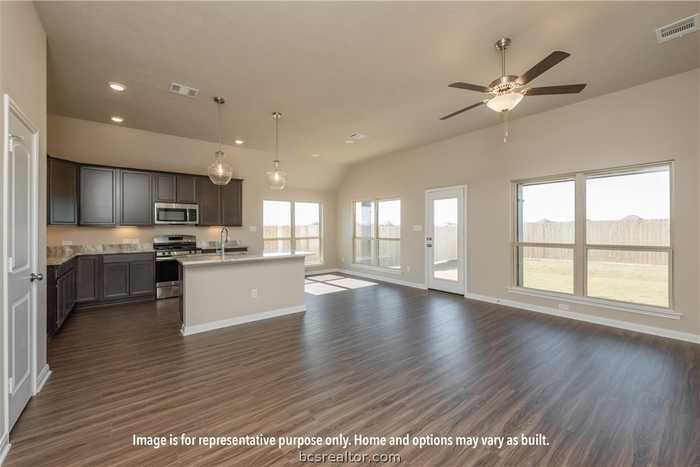 photo 2: 308 Whaley Street, Caldwell TX 77836