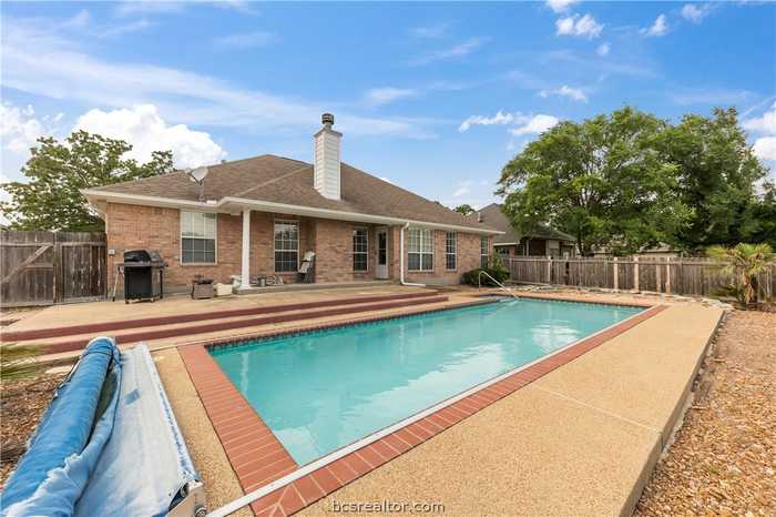 photo 2: 6200 Pelham Court, Bryan TX 77802