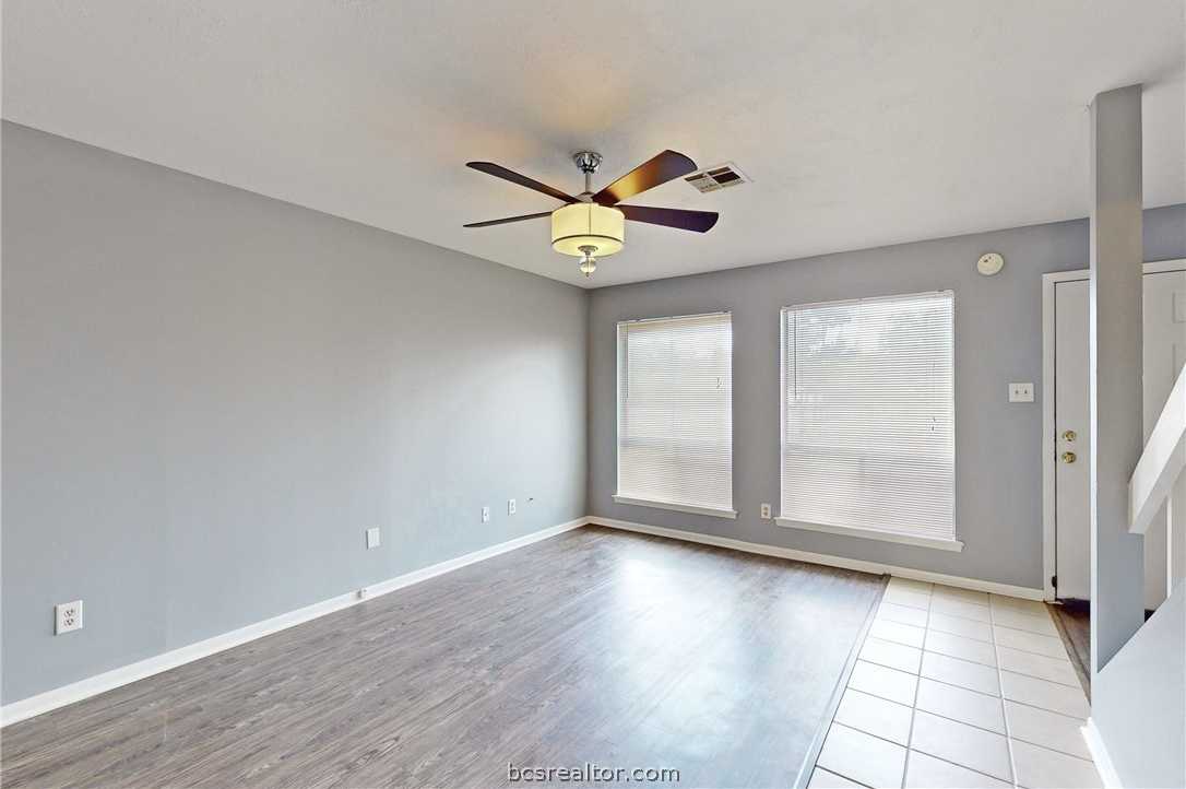 photo 2: 2807 Wildflower Drive Unit 9, Bryan TX 77802