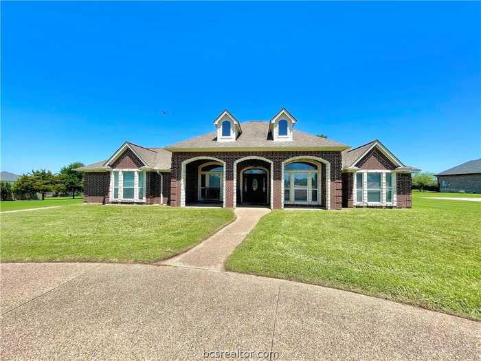 photo 2: 4017 Austins Estates Drive, Bryan TX 77808