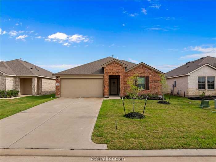 photo 1: 8014 Front Nine Lane, Navasota TX 77868