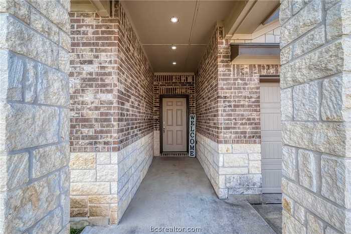 photo 2: 1908 Cartwright Street, Bryan TX 77807