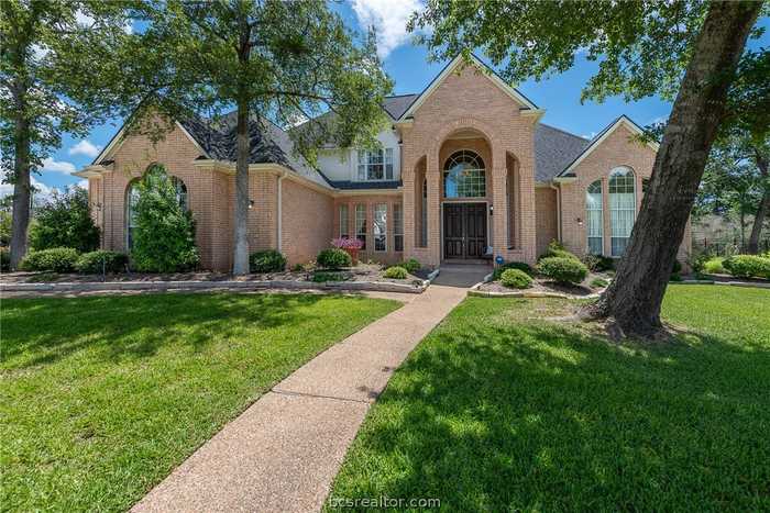 photo 1: 9209 N Lake Forest Court, College Station TX 77845