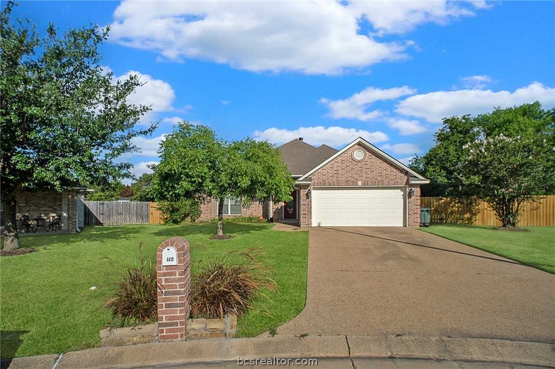 photo 1: 4410 Colony Place Drive, Bryan TX 77808