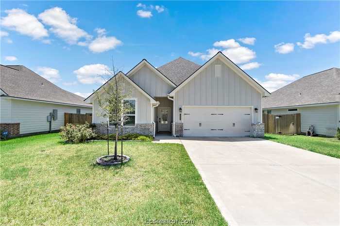 photo 1: 1904 Cambria Drive, Bryan TX 77807