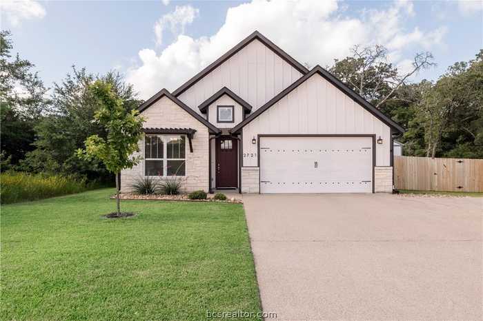 photo 1: 2721 Beck Street, Bryan TX 77803