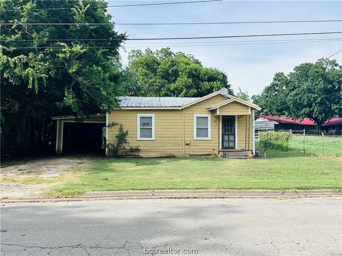 photo 1: 504 N Temple Street, Caldwell TX 77836