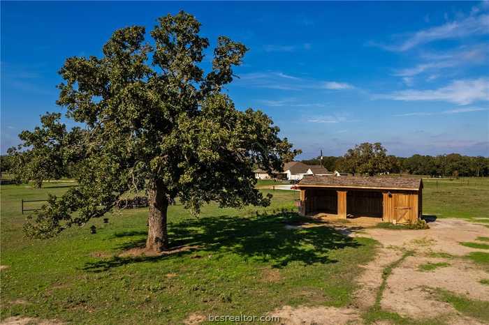 photo 2: 14596 County Road 274, Somerville TX 77879