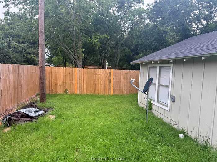 photo 10: 1211 W 18th Street, Bryan TX 77803