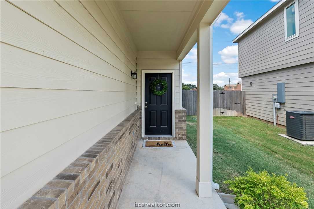 photo 3: 1422 Desire Lane, Bryan TX 77803