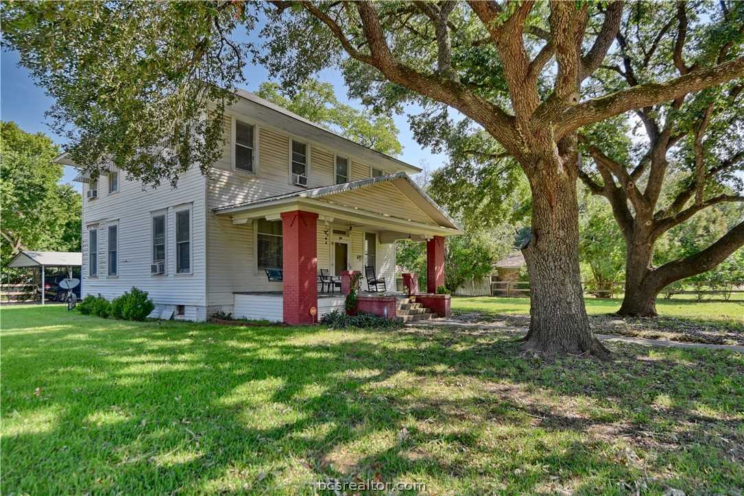 photo 1: 803 Holland Street, Navasota TX 77868