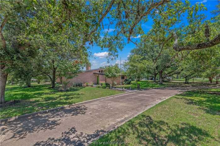 photo 2: 1101 Walton Drive, College Station TX 77840