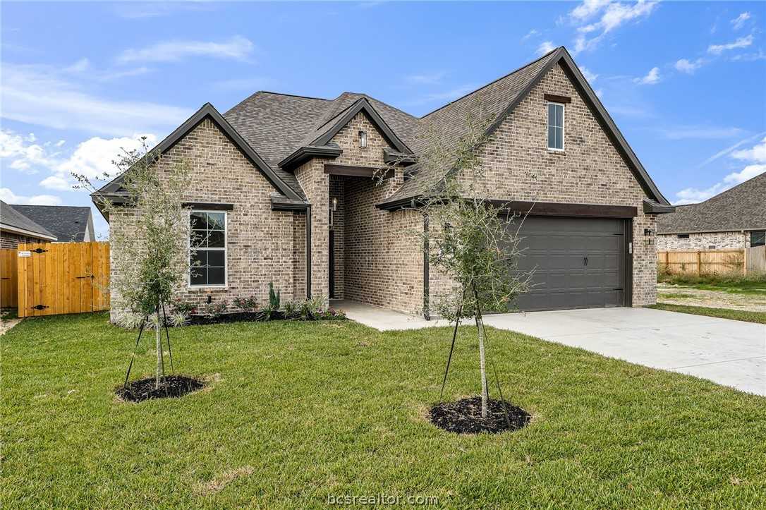 photo 2: 5004 Royal Arch Drive, Bryan TX 77802