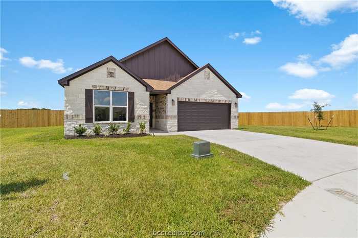 photo 2: 8011 Candor Court, Navasota TX 77868