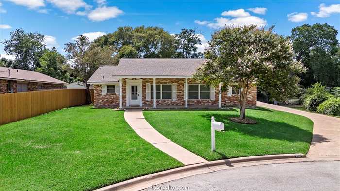 photo 1: 912 Stanfield Circle, Bryan TX 77802