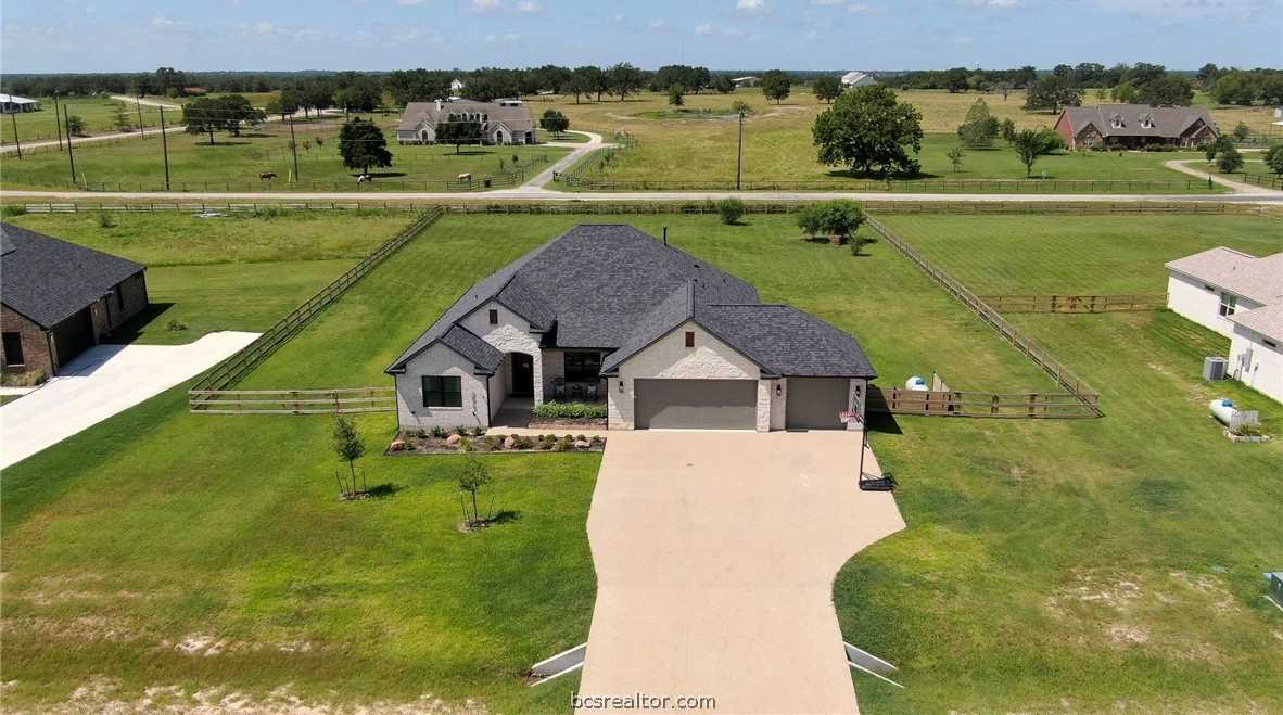 photo 2: 7412 Garrison Creek Drive, Bryan TX 77808