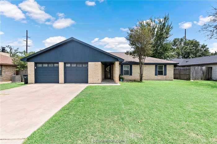 photo 1: 2512 Sumter Drive, College Station TX 77845