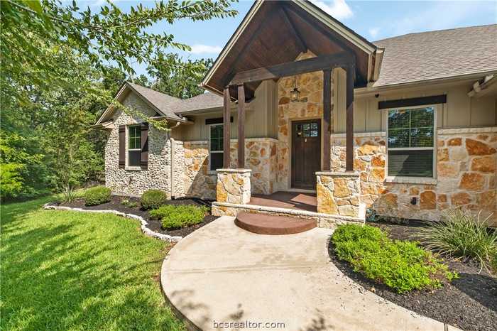 photo 2: 5200 Stirrup Court, College Station TX 77845