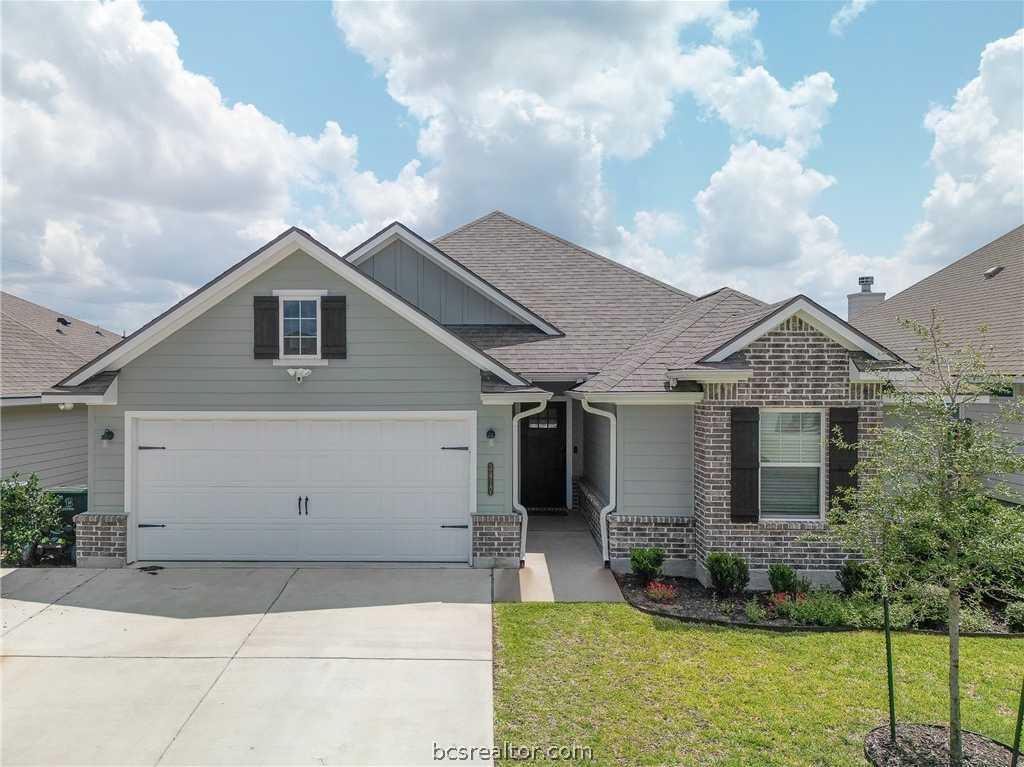 photo 2: 3417 Omaha Court, Bryan TX 77808