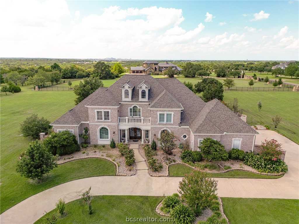 photo 2: 3622 Capstone Drive, College Station TX 77845