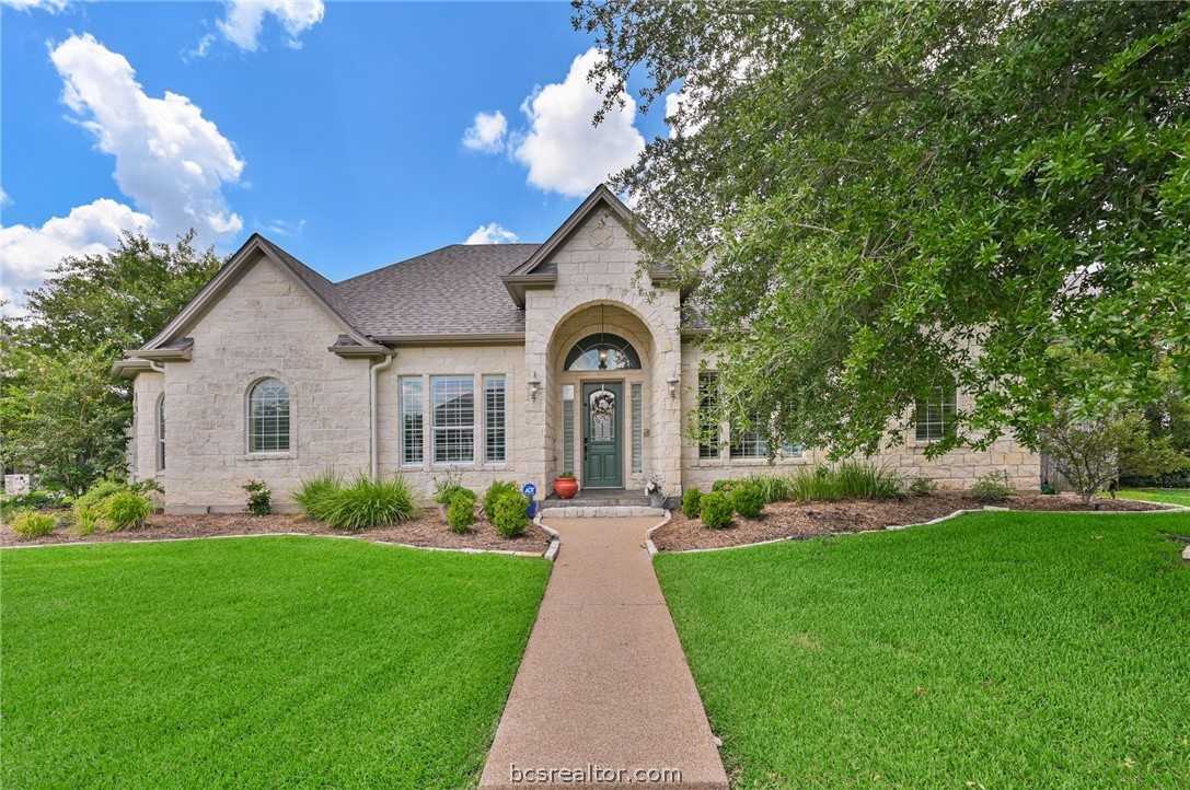 photo 1: 830 Pine Valley Drive, College Station TX 77845