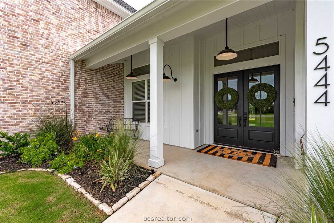 photo 3: 5444 Legend Oaks Court, College Station TX 77845