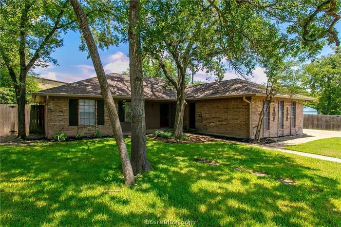 photo 2: 3300 Big Bend Drive, Bryan TX 77803