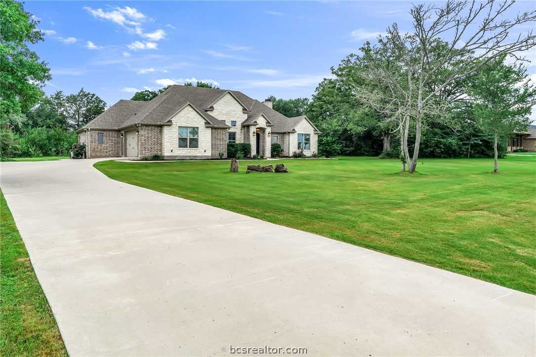 photo 2: 7576 Field Creek Estates Drive, Bryan TX 77808