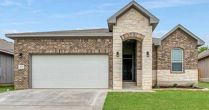 photo 1: 5313 Lyle Place, Bryan TX 77807