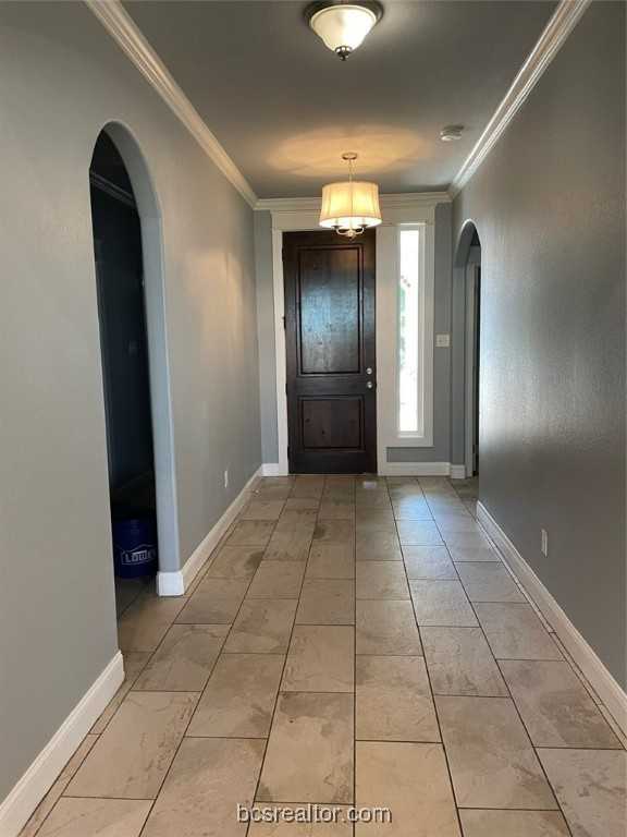 photo 3: 898 Hereford Street, College Station TX 77840