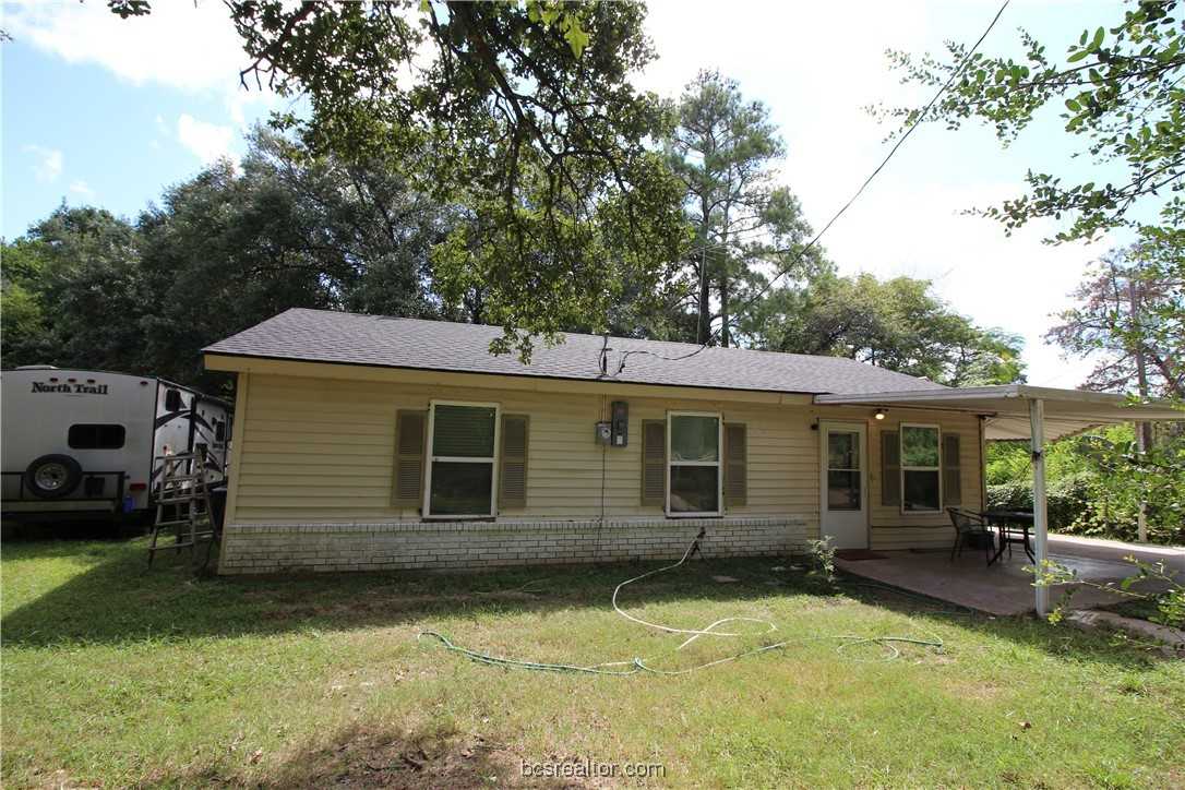 photo 1: 501 Carver, Somerville TX 77878