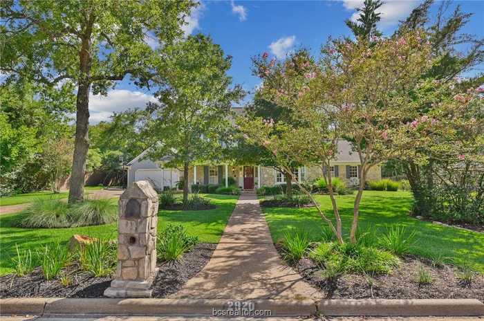 photo 2: 2920 Camille Drive, College Station TX 77845