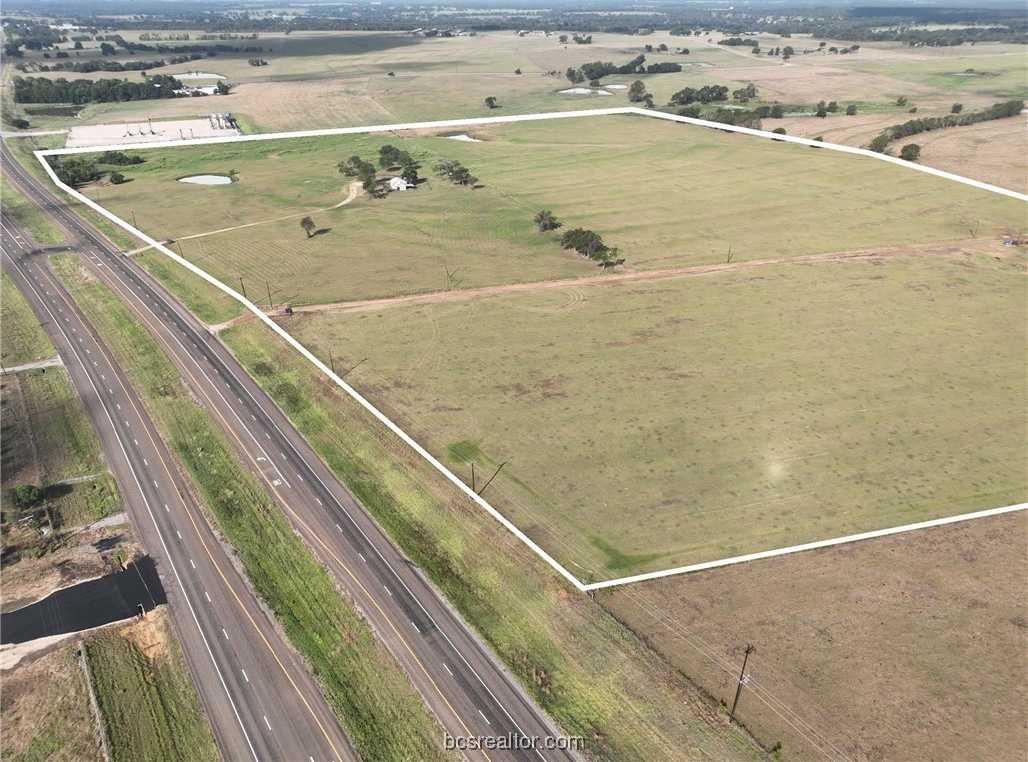 photo 3: 6572 Highway 21 W, Caldwell TX 77836