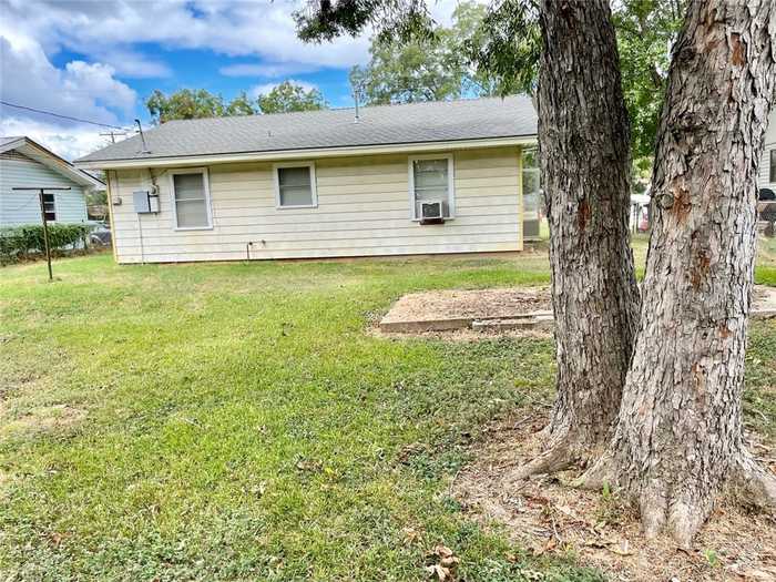 photo 2: 507 N Banks Street, Caldwell TX 77836