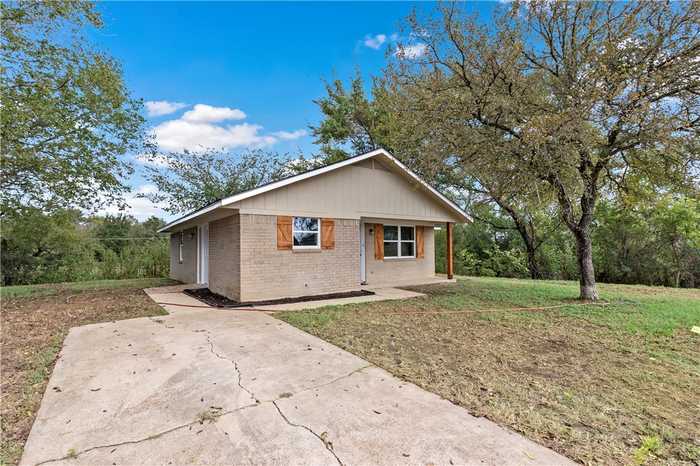 photo 18: 400 W Kleb Street, Caldwell TX 77836