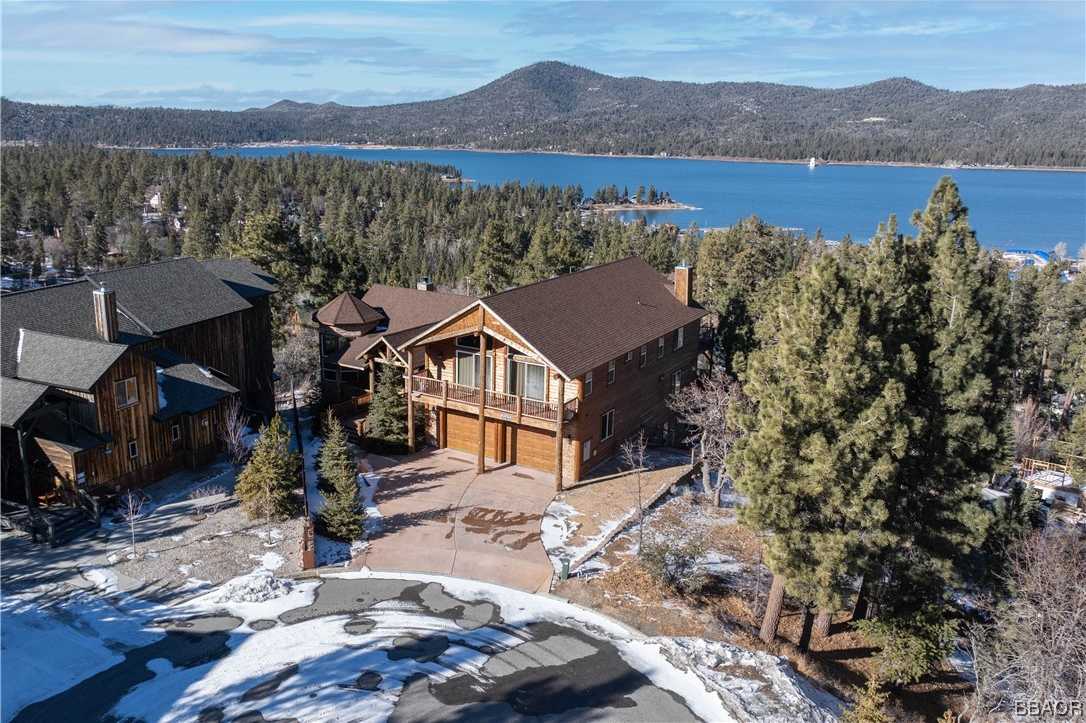 photo 2: 828 Sky High Drive, Big Bear Lake CA 92315