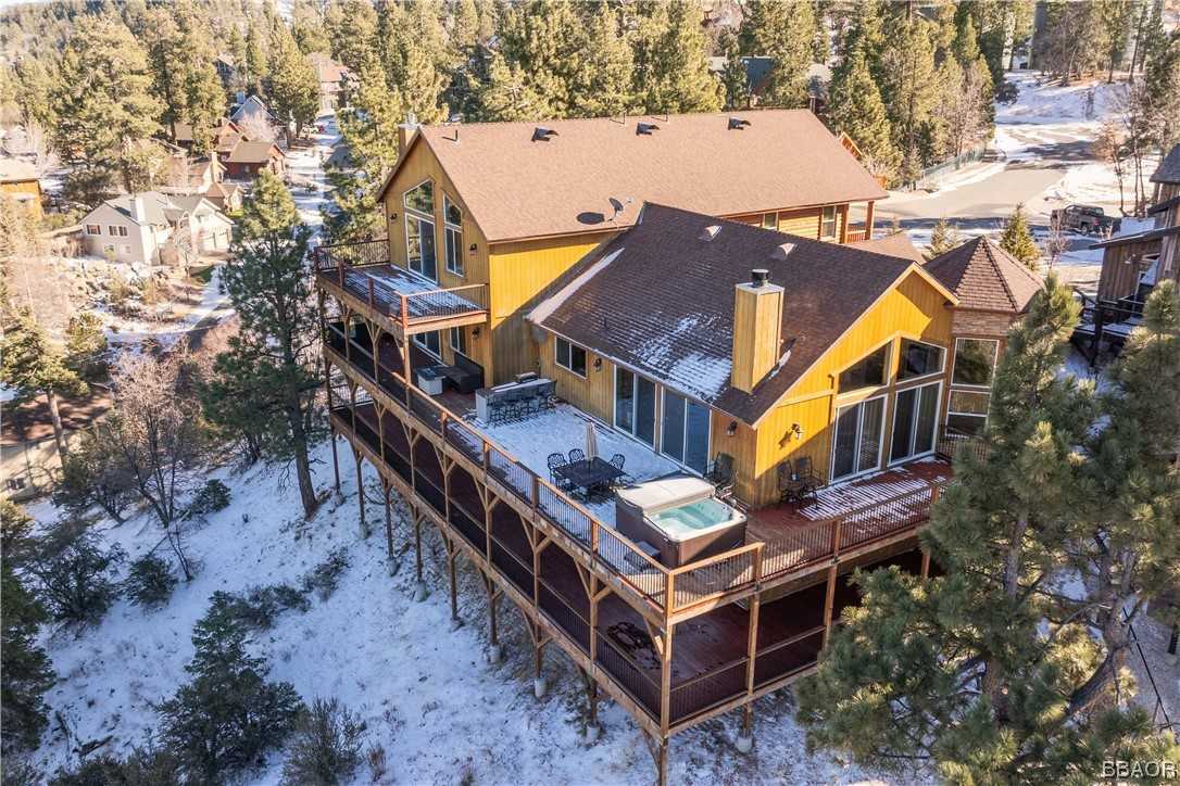 photo 3: 828 Sky High Drive, Big Bear Lake CA 92315