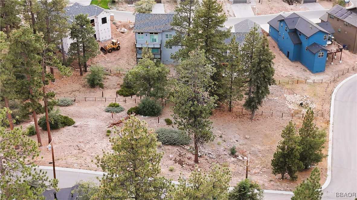 photo 2: 820 Talmadge Road, Big Bear Lake CA 92315