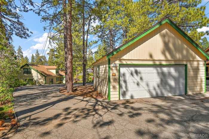 photo 38: 215 Avon Court, Big Bear Lake CA 92315