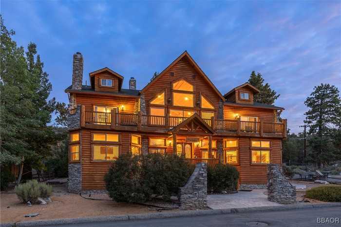 photo 2: 42577 Bear Loop, Big Bear Lake CA 92315