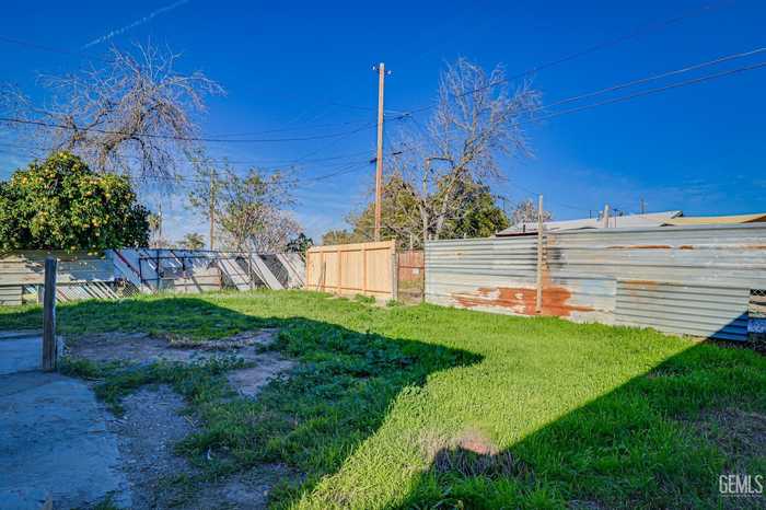 photo 13: 1858 Broadway Street, Wasco CA 93280