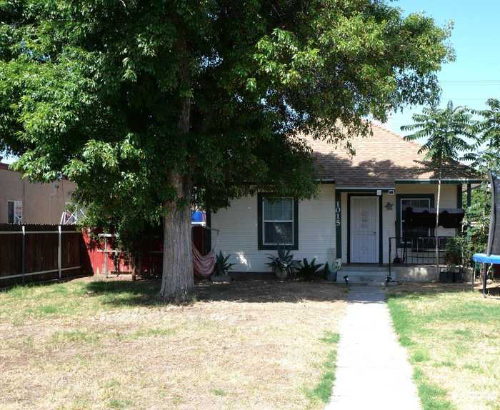 photo 1: 1015 Kensington Street, Delano CA 93215