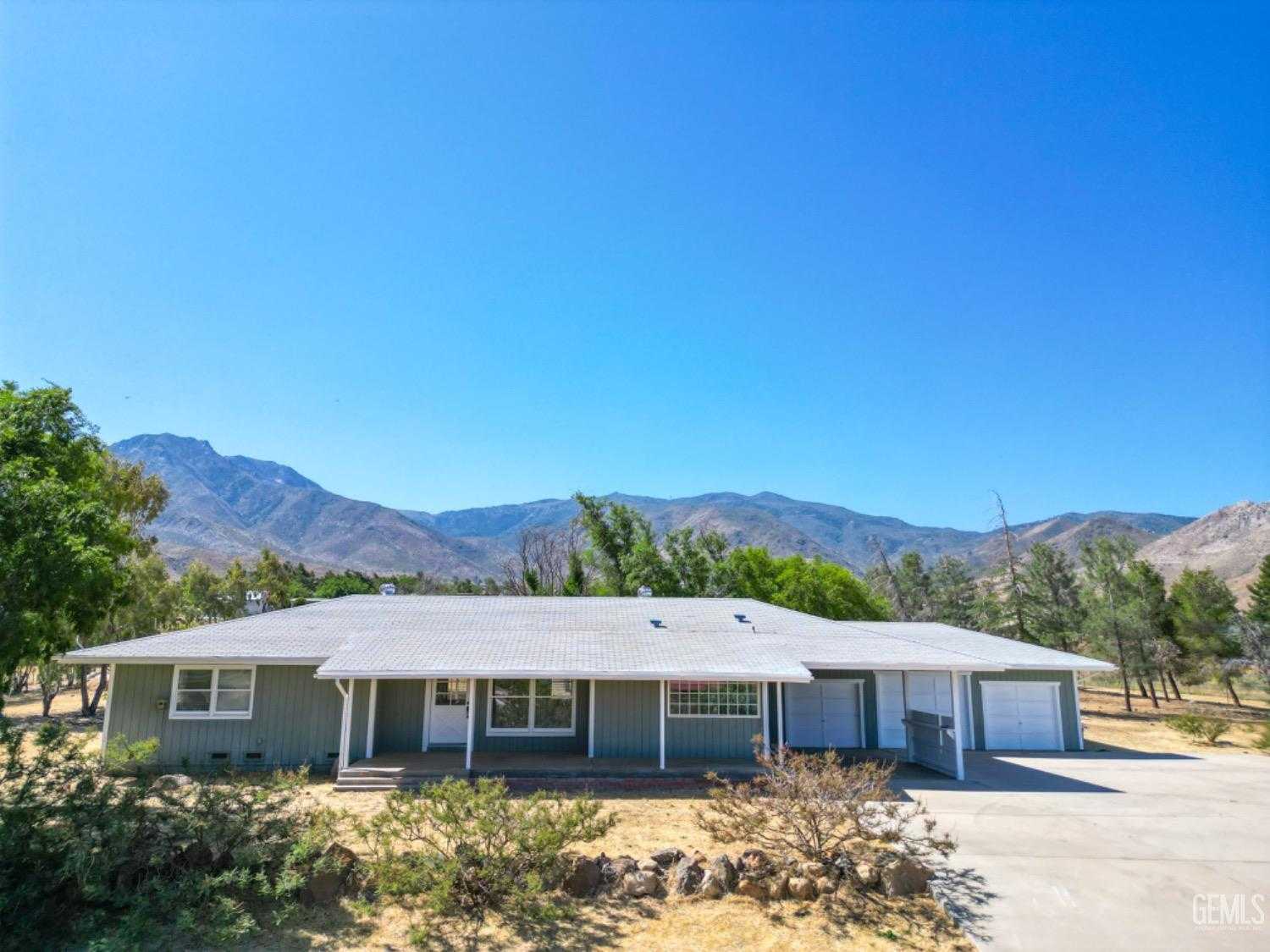 photo 2: 10100 Windmill Lane, Weldon CA 93283