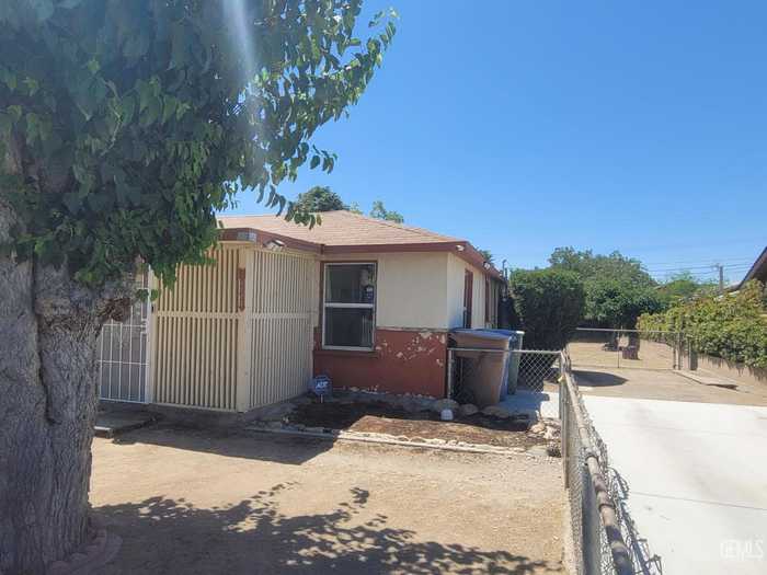 photo 1: 8121 Bertal Street, Lamont CA 93241