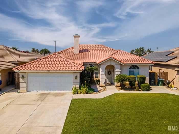 photo 2: 11017 Mirage Drive, Bakersfield CA 93311