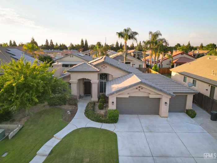 photo 2: 9910 Snowdon Avenue, Bakersfield CA 93311